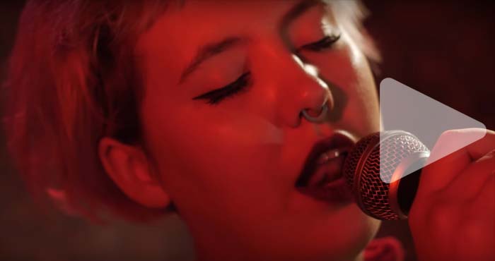 Videoclip: Sólveig Matthildur feat. Deb Demure „Dystopian Boy” - Kalean Mikla, Drab Mejesty